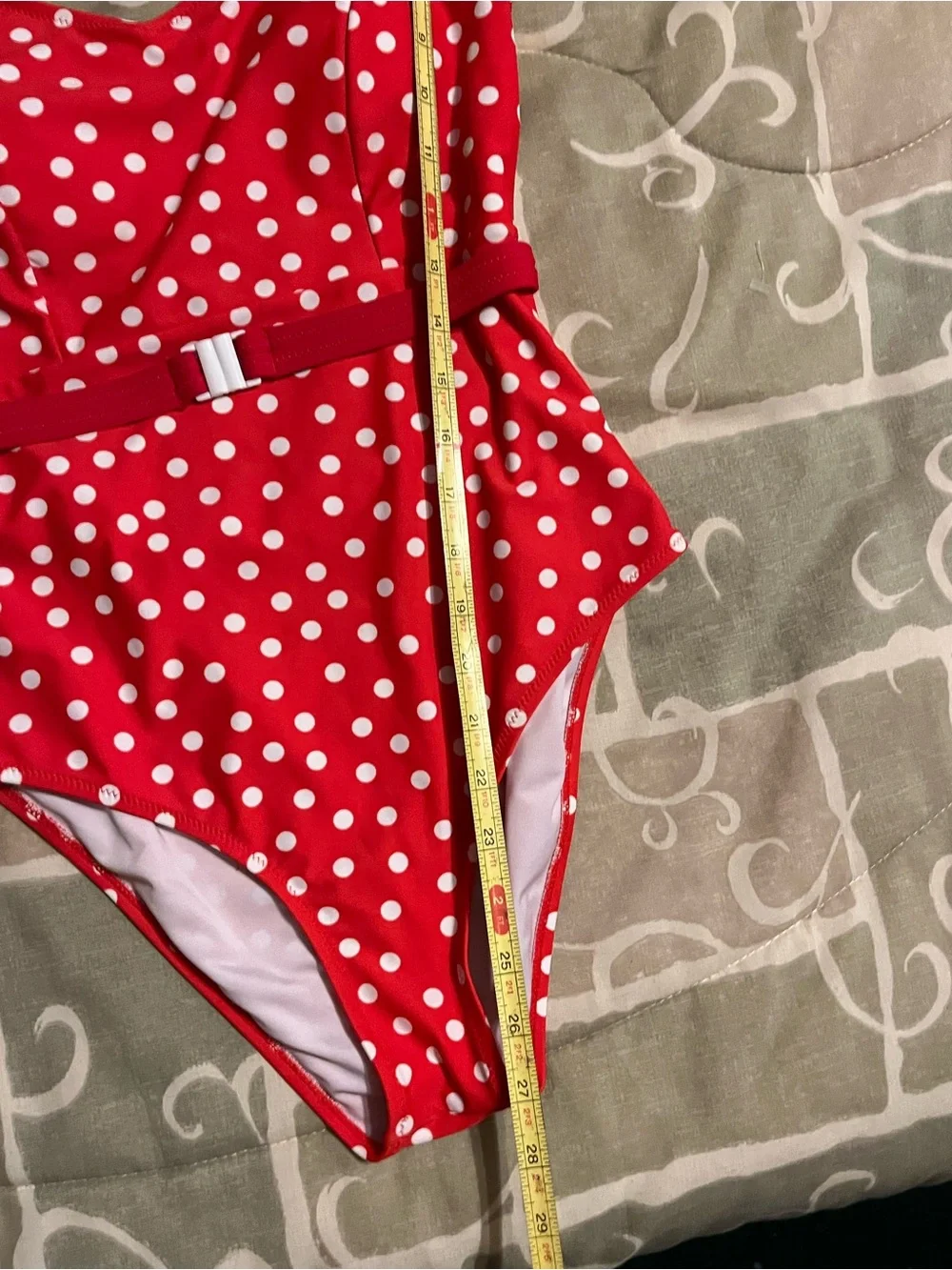 Cupshe Women's Red/White Polka Dot Belted Lined One-Piece Swimsuit Size M B Cup